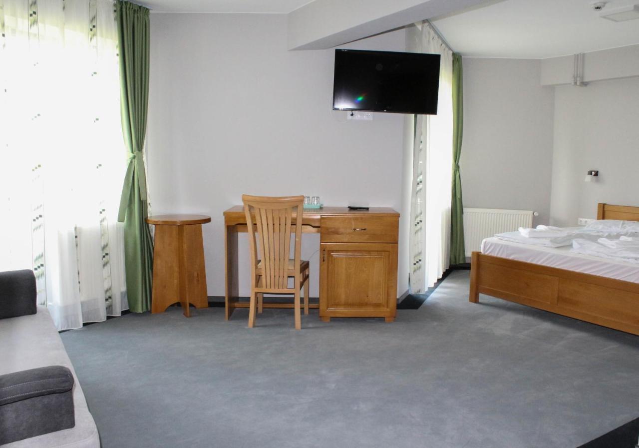 Hostel Teleki Sovata Ngoại thất bức ảnh
